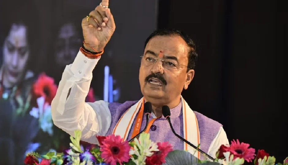 ‘सांसद बनने की योग्यता नहीं, फिर भी नेता प्रतिपक्ष’, केशव प्रसाद मौर्य का राहुल गांधी पर तीखा प्रहार