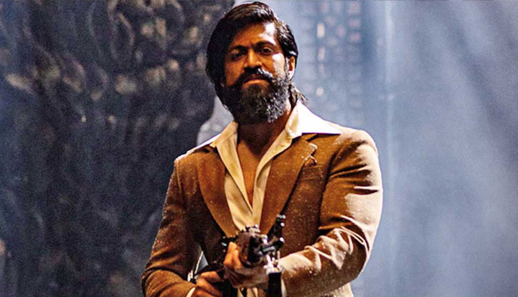 KGF 2 ने 8 दिन की कमाई में तोड़े सारे रिकॉर्ड, 300cr कमाने की ओर