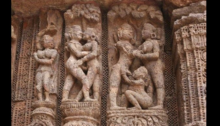 khajuraho temples,khajuraho temples myth,khajuraho temples story,khajuraho temples erotic idols,khajuraho temples idols,erotic and nude idols in temple,indian temples myth