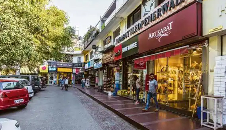 delhi shopping markets,handicraft shopping in delhi,best markets in delhi,dilli haat shopping experience,janpath tibetan market shopping,khan market upscale shopping,paharganj bargain shopping,chandni chowk shopping adventure,sarojini nagar budget shopping,lajpat nagar cultural shopping,delhi market exploration,shopping in delhi bazaars,delhi street shopping,delhi market specialties,shopping districts in delhi,delhi market diversity,shopping hubs in delhi,traditional shopping in delhi,delhi shopping spree,delhi market culture