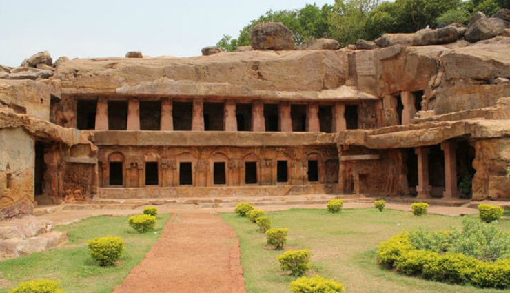 bhubaneswar,amazing destinations in bhubaneswar,bhubaneswar tourist places,bhubaneswar tourism,holidays in bhubaneswar,travel,travel guide,travel tips