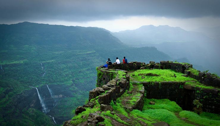 tourist places,indian tourist places,tourist places for weekends,tourist places near pune
