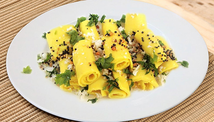 Recipe- Try Traditional Gujarati Snack, Khandvi 
