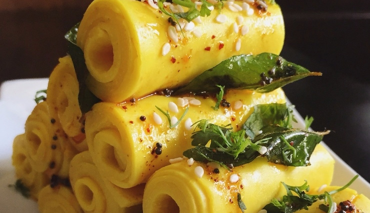 gujarati cuisine highlights,iconic gujarati dishes,must-try gujarati delicacies,famous gujarati recipes,gujarati culinary treasures,traditional gujarati food list,popular gujarati dishes,authentic gujarati flavors,best gujarati foods,gujarati culinary delights,famous gujarati street food,gujarati food exploration,gujarati gastronomic wonders,gujarati food culture,top-rated gujarati restaurants,gujarati thali specialties,gujarati snacks and sweets,gujarati cuisine essentials,gujarati foodie favorites,exploring the richness of gujarati cuisine