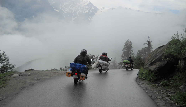 travel places,indian places,dangerous indian road