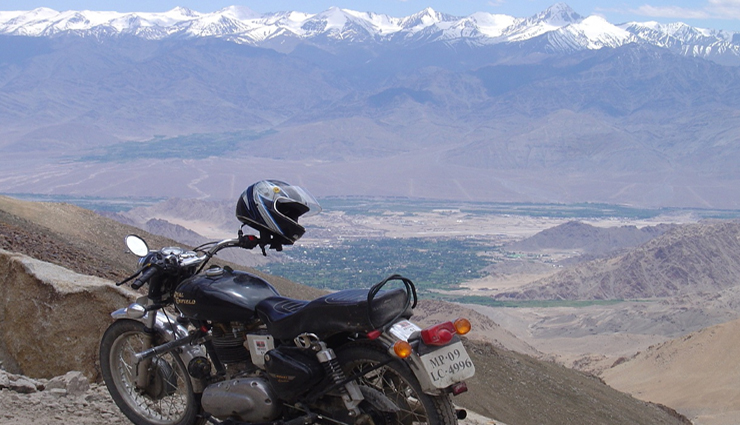 travel places,ladakh places,beautiful places