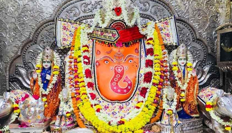 indore,madhya pradesh,famous places in indore,indore travel,indore travel guide,travel tips in hindi