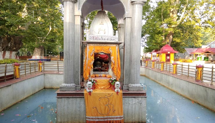 indian places,indian temple,kheer bhawani temple