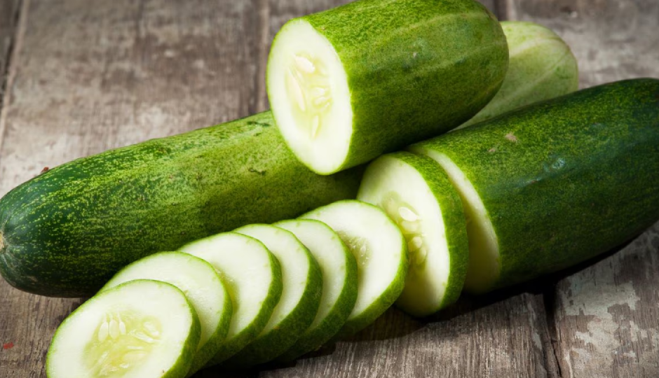 खीरे के पकौड़े : चाय के साथ इस चटपटी चीज का लुत्फ उठाकर बढ़ाएं बरसात के मौसम का मजा #Recipe kheera pakora,kheera pakora rainy season,kheera pakora monsoon,kheera pakora spicy dish,kheera pakora ingredients,kheera pakora recipe,kheera pakora tasty,kheera pakora delicious,cucumber,cucumber pakora