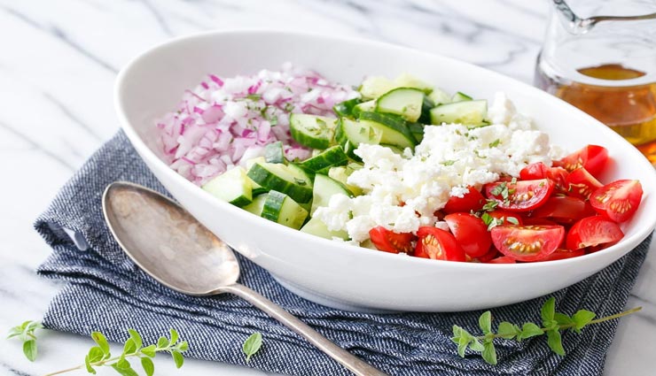 Summer Special : स्वाद और सेहत दोनों देगी खीरे-टमाटर की यह चटपटी सलाद #Recipe