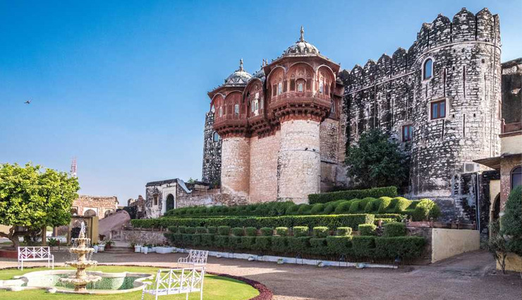 places to visit in jodhpur,must-see attractions in jodhpur,best tourist spots in jodhpur,top places near mehrangarh fort,historic places in jodhpur,royal palaces in jodhpur,things to do in jodhpur,jodhpur city guide,best places for photography in jodhpur,jodhpur travel itinerary,scenic spots in jodhpur