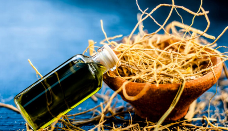 oil for healthy scalp,essential oil for scalp,oil for scalp,hair care tips,scalp care tips,lavender essential oil,khus essential oil,rosemary essential oil,chamomile essential oil,ylang ylang essential oil,peppermint essential oil,cedarwood essential oil,petitgrain essential oil,clary sage essential oil,patchouli essential oil,beauty,beauty tips,hair care beauty tips