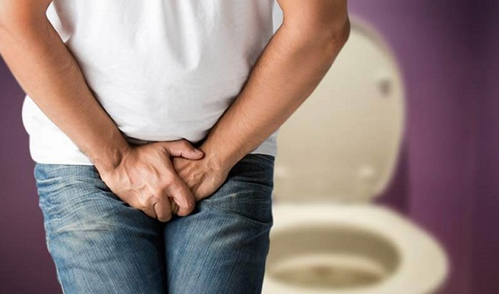 अपशिष्ट पदार्थों को शरीर से बाहर निकालने का काम करती है किडनी, ये संकेत मिलते ही हो जाएं सतर्क kidney function signs,recognizing kidney issues,warning signs of kidney problems,kidney health awareness,symptoms of kidney dysfunction,signs of kidney trouble,detecting kidney issues early,protecting kidney function,kidney disease warning signals,signs of impaired kidney function,monitoring kidney health,kidney health tips,understanding kidney warning signs,early detection of kidney problems,kidney disease awareness