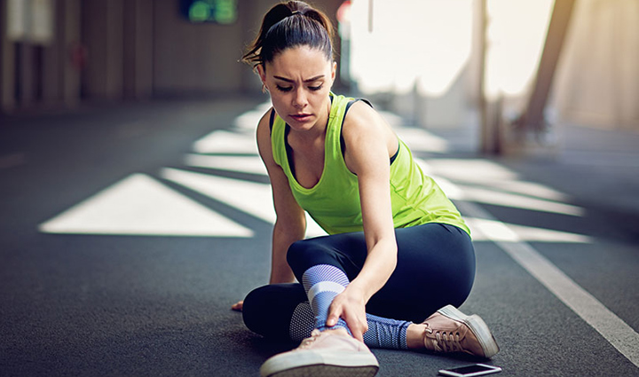 अपशिष्ट पदार्थों को शरीर से बाहर निकालने का काम करती है किडनी, ये संकेत मिलते ही हो जाएं सतर्क kidney function signs,recognizing kidney issues,warning signs of kidney problems,kidney health awareness,symptoms of kidney dysfunction,signs of kidney trouble,detecting kidney issues early,protecting kidney function,kidney disease warning signals,signs of impaired kidney function,monitoring kidney health,kidney health tips,understanding kidney warning signs,early detection of kidney problems,kidney disease awareness