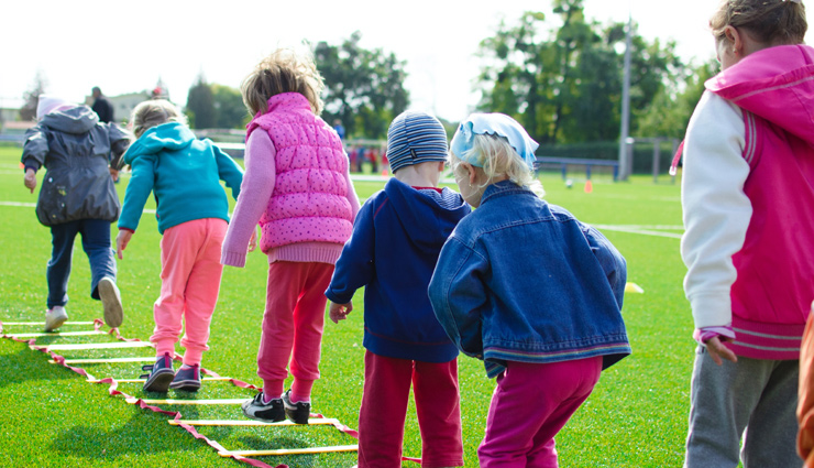 benefits of sports for children,importance of physical activity for kids,positive impact of sports on children lives,healthy habits for kids,benefits of team sports for children,sports and children development,childhood sports activities,physical health and mental benefits of sports,encouraging children to play sports,teaching life skills through sports