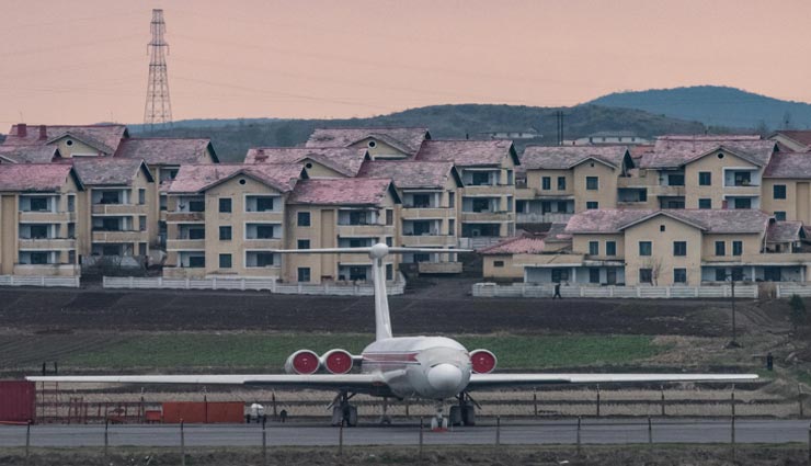 अनोखा गांव जहां हैं फाइव स्टार होटल जैसी सुविधाएं, लेकिन कोई भी रहना नहीं चाहता