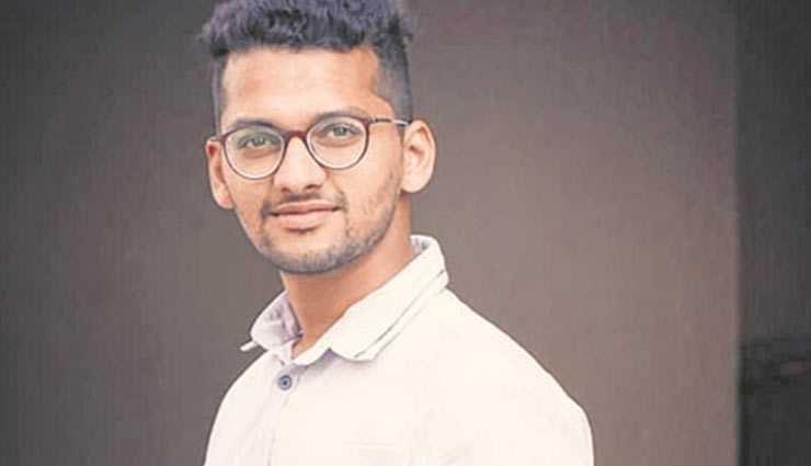 VIDEO- YouTuber takes ‘Kiki challenge’ on train in Mumbai, lands in legal soup