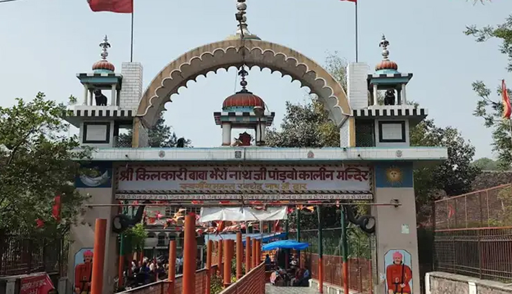 दिल्ली के इन 10 मंदिरों में हमेशा लगा रहता है भक्तों का तांता, बेहद मनमोहक रहता हैं माहौल 10 famous delhi temples,delhi temples,temples in delhi,delhi tourism,tourist places in delhi