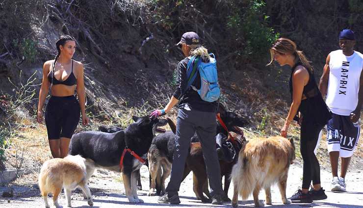 kim kardashian,hollywood reality show actress kim kardashian,kim kardashian hot figure