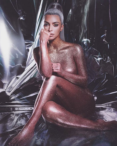 PHOTO SHOOT : किम कार्दशियां की ये NAKED तस्वीरे इन्टरनेट पर मचा रही है धमाल kim kardashian west,kim kardashian west instagram pics,kim kardashian west viral pics,internet