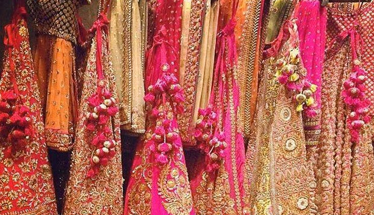 delh,delhi market,chandni chowk,bridal lehanga,travel