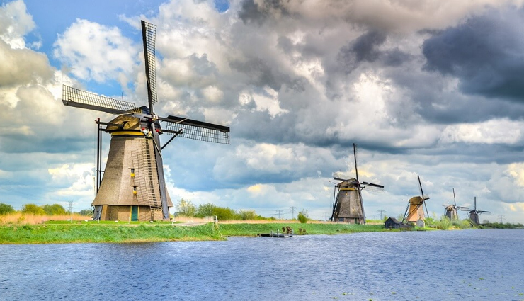 tourist destinations in the netherlands,must-see places in the netherlands,top tourist attractions netherlands,best places to visit in the netherlands,netherlands travel highlights,famous landmarks in the netherlands,dutch tourist spots,explore the netherlands,hidden gems in the netherlands,netherlands travel guide