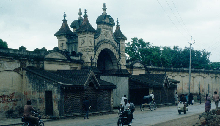 फर्जी कागज बनाकर कश्मीर के व्यापारी को बेचा 100 साल पुराना हैदराबाद का ये महल, कीमत 300 करोड़