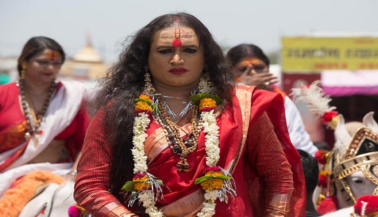 किन्नरों को भूलकर भी ना करें इन 5 चीजों का दान, मिलेगा दुर्भाग्य का साथ