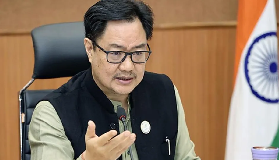 कांग्रेस सांसदों ने स्पीकर के चेंबर में घुसकर दीं गालियां, प्रियंका गांधी भी थीं मौजूद; रिजिजू का बड़ा बयान