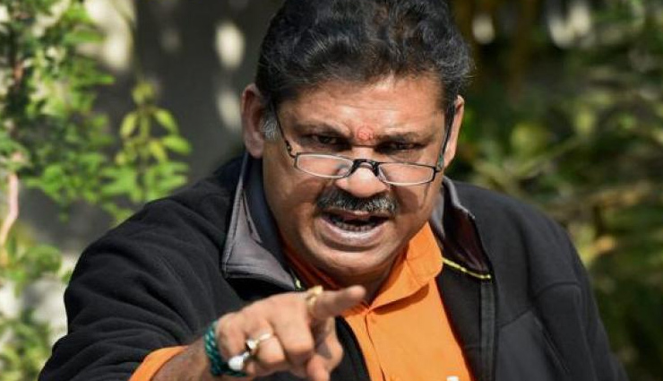 Suspended BJP MP Kirti Azad Praises Rahul Gandhi
