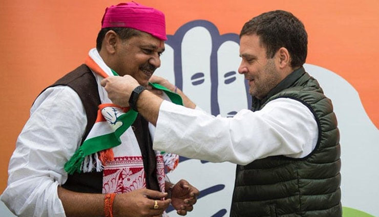 कांग्रेस में शामिल हुए बीजेपी से निलंबित सांसद कीर्ति आजाद