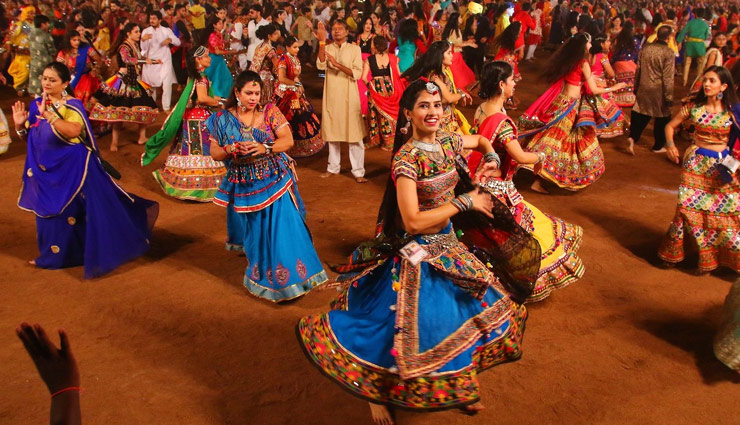 navratri 2024,garba in gujarat,places for garba in gujarat,best garba spots in gujarat,navratri garba venues,garba ahmedabad,vadodara garba,rajkot garba,surat garba,gmdc ground garba,karnavati club garba,united way garba vadodara,laxmi vilas palace garba,kirti stambh garba,race course ground rajkot,jubilee garden garba,navratri garba celebration,garba dance festival gujarat,top navratri garba venues