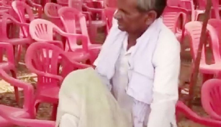 खंडवा में ज्योतिरादित्य सिंधिया की सभा में किसान की मौत, कुर्सी पर बैठे-बैठे तोड़ा दम 