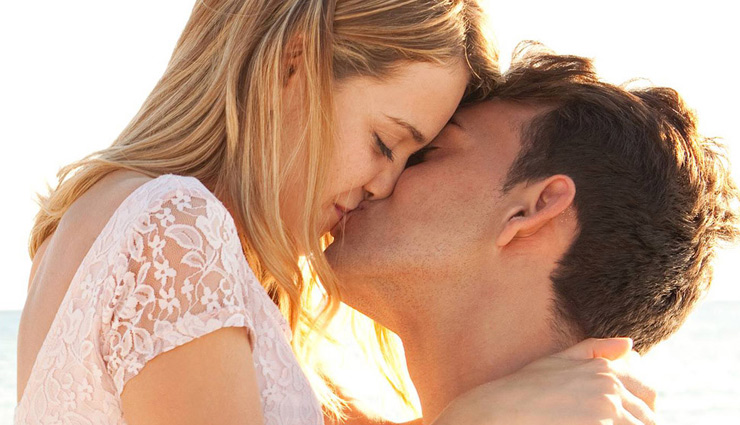 tips to remember while lip kiss,lip kiss,tips for kiss,relationship advice,kiss day,valentines week,valentines day