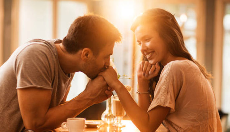 kiss on different body parts,kissing,kiss day,valentines day,valentines week