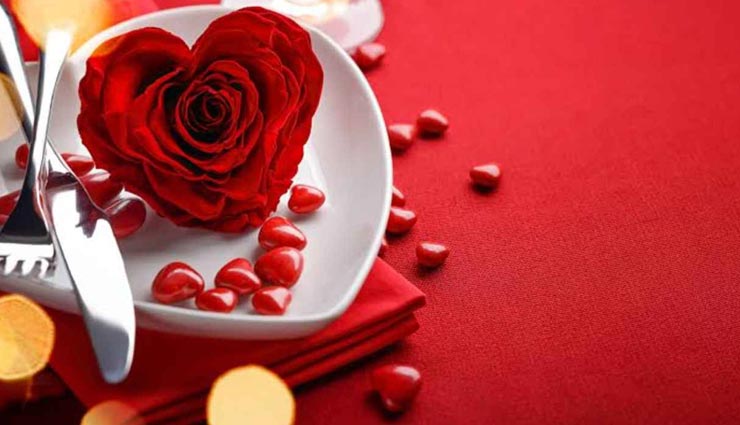 Kiss Day Special : किस करने का आपकी सेहत पर भी पड़ता हैं सकारात्मक असर, जानें कैसे Health tips,health tips in hindi,kiss benefits,valentine special,kiss day special