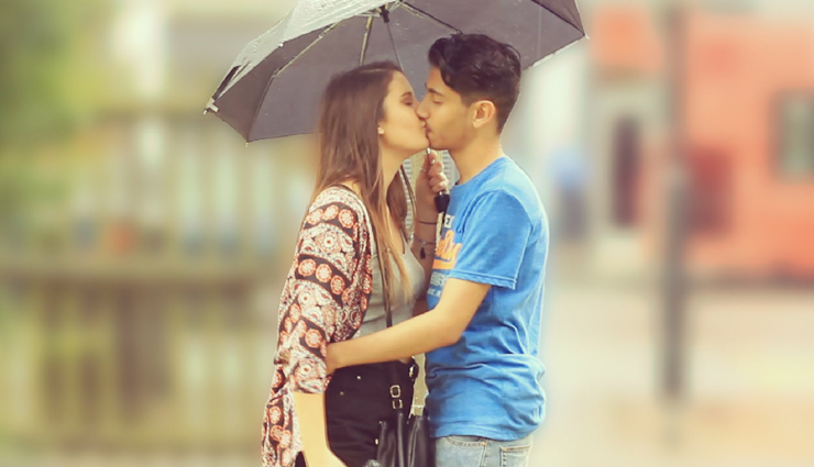 mates and me,5 reason you should kiss more often,benefits of kissing,why you should kiss
