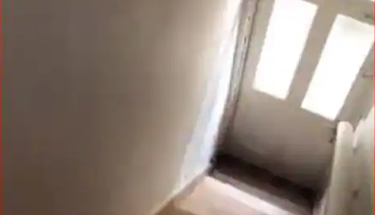 अपने लिए फ्लैट देखने पहुंचे युवक को किचन में दिखा कुछ ऐसा, पैरों तले खिसक गई जमीन