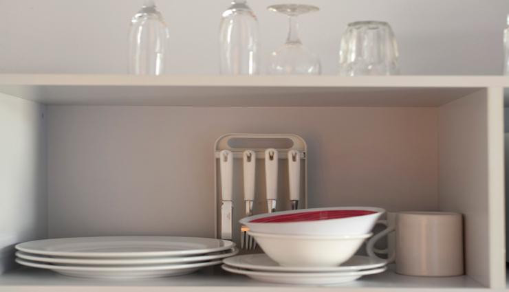 5 Tips To Keep Kitchen Crockery Stainfree