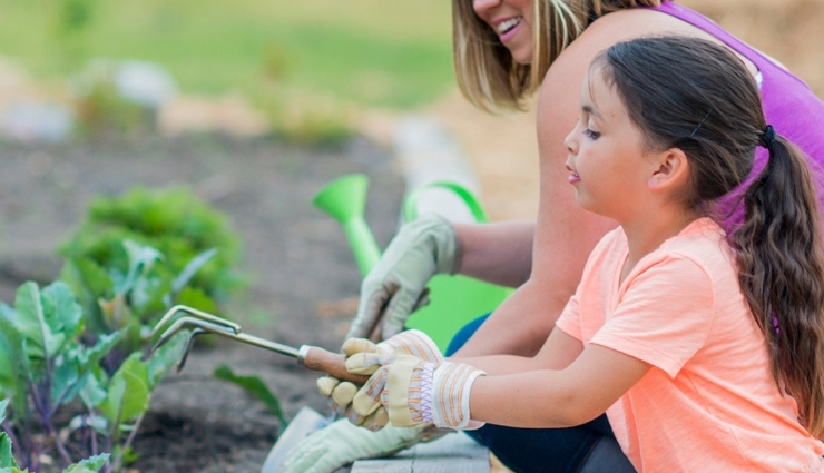 बनाना चाहते हैं बच्चों के गर्मी की छुट्टियों को स्पेशल, ऐसे करें इसकी प्लानिंग summer holiday activities for kids,fun summer activities for children,outdoor summer activities for kids,creative summer crafts for children,educational summer programs for kids,summer sports and games for children,exciting summer adventures for kids,summer camp activities for kids,indoor activities for kids during summer,diy summer projects for children,nature-based summer activities for kids,water activities for kids in summer,summer art and craft ideas for children,summer reading programs for kids,family-friendly summer activities for kids