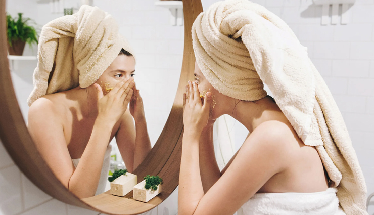 8 Kitchen Ingredients You Must Use To Get Healthy Skin and Hair