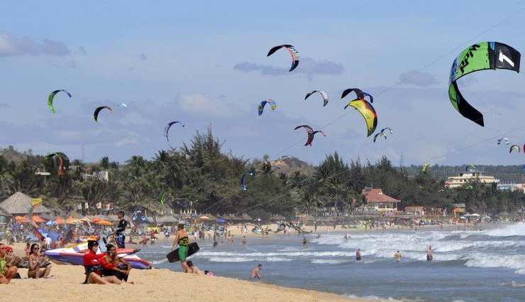 adventure activities in vietnam,vietnam adventure experiences,must-try adventures in vietnam,vietnam outdoor activities,extreme sports in vietnam,vietnam thrill-seeking adventures,vietnam water sports,jungle trekking in vietnam,vietnam cycling adventures,caving in vietnam