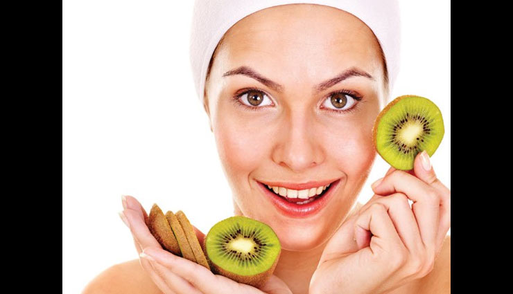 Home Made Kiwi Face Mask For Instant Glowing Skin