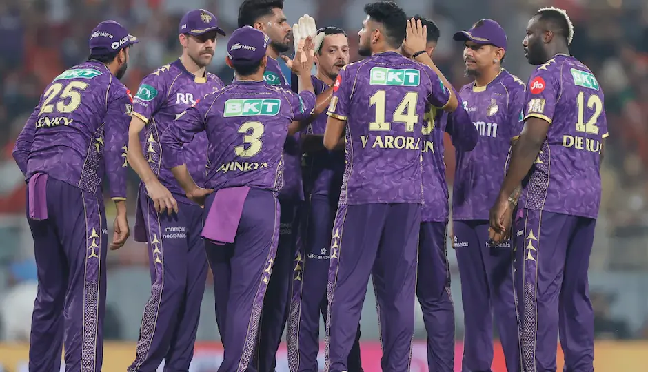KKR अभी भी बाहर नहीं हुई IPL 2026 की रेस से, ऐसे बन सकता है प्लेऑफ का रास्ता—जानें पूरा गणित