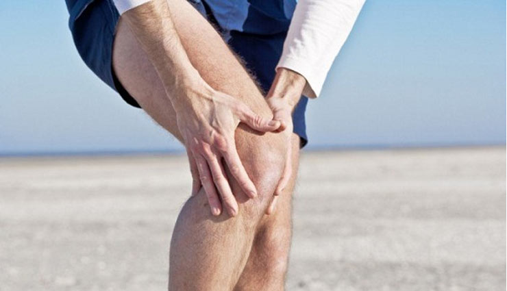 कूल्हों और घुटनों का लचीलापन बढ़ाता है पिण्डासन, जाने करने की विधि और फायदे 