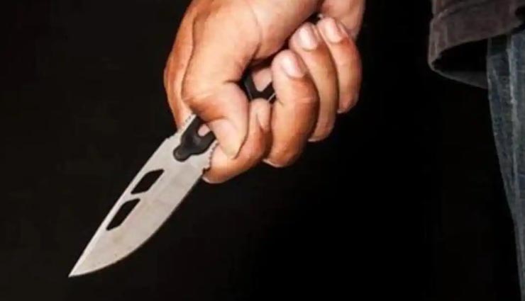 पीछे पड़ी थी पुलिस और आरोपी ने अपना प्राइवेट पार्ट काटकर फेंक दिया कार से बाहर, जानें पूरा माजरा