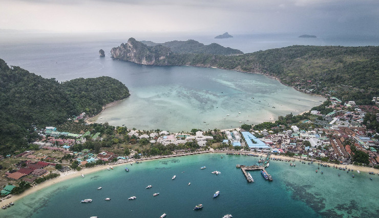 places to explore in thailand,thailand travel destinations,december tourism thailand,ko lanta,chiang rai attractions,ko phi phi nightlife,elephant valley sanctuary,phuket beaches,railay beach activities,bangkok must-see spots,koh samui resorts,trang beaches,pattaya attractions