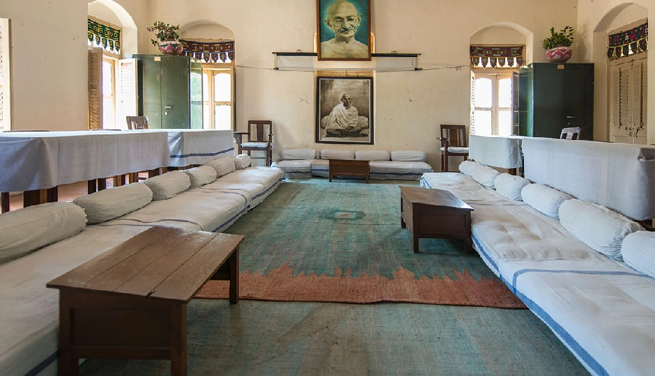 gandhi circuit gujarat,sabarmati ashram ahmedabad,dandi march memorial,mahatma gandhi museum rajkot,kocharab ashram,kaba gandhi no delo,gujarat vidyapeeth,kirti mandir porbandar,gandhi tourism gujarat,gandhi heritage sites,gujarat historical places,mahatma gandhi tourist spots