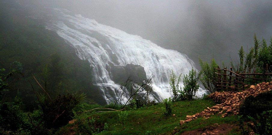 तमिलनाडु के टॉप फेमस और दिलकश हिल स्टेशन, जहा छुटियाँ मनना रहेगा यादगार tamil nadu,tamil nadu tourism,tamil nadu hill stations,holidays,travel,ooty hill station