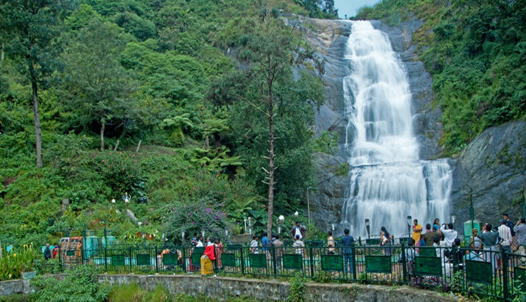 pondicherry,vacation in august,munnar kerala,cherrapunjee meghalaya,kodaikanal tamil nadu,bikaner rajasthan